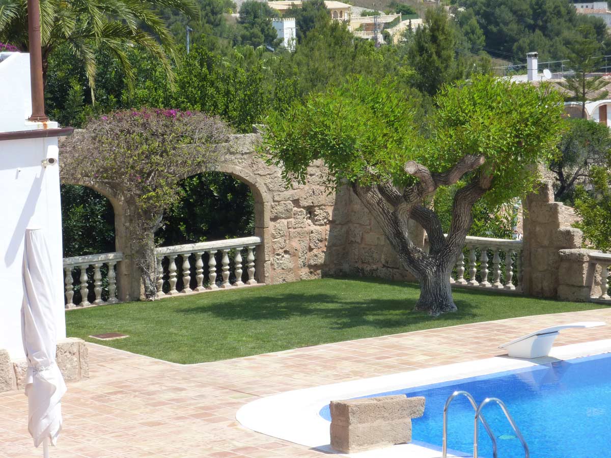 Uitgelezene Tuin van een echte mediterrane villa - Jardín Sostenible UT-82